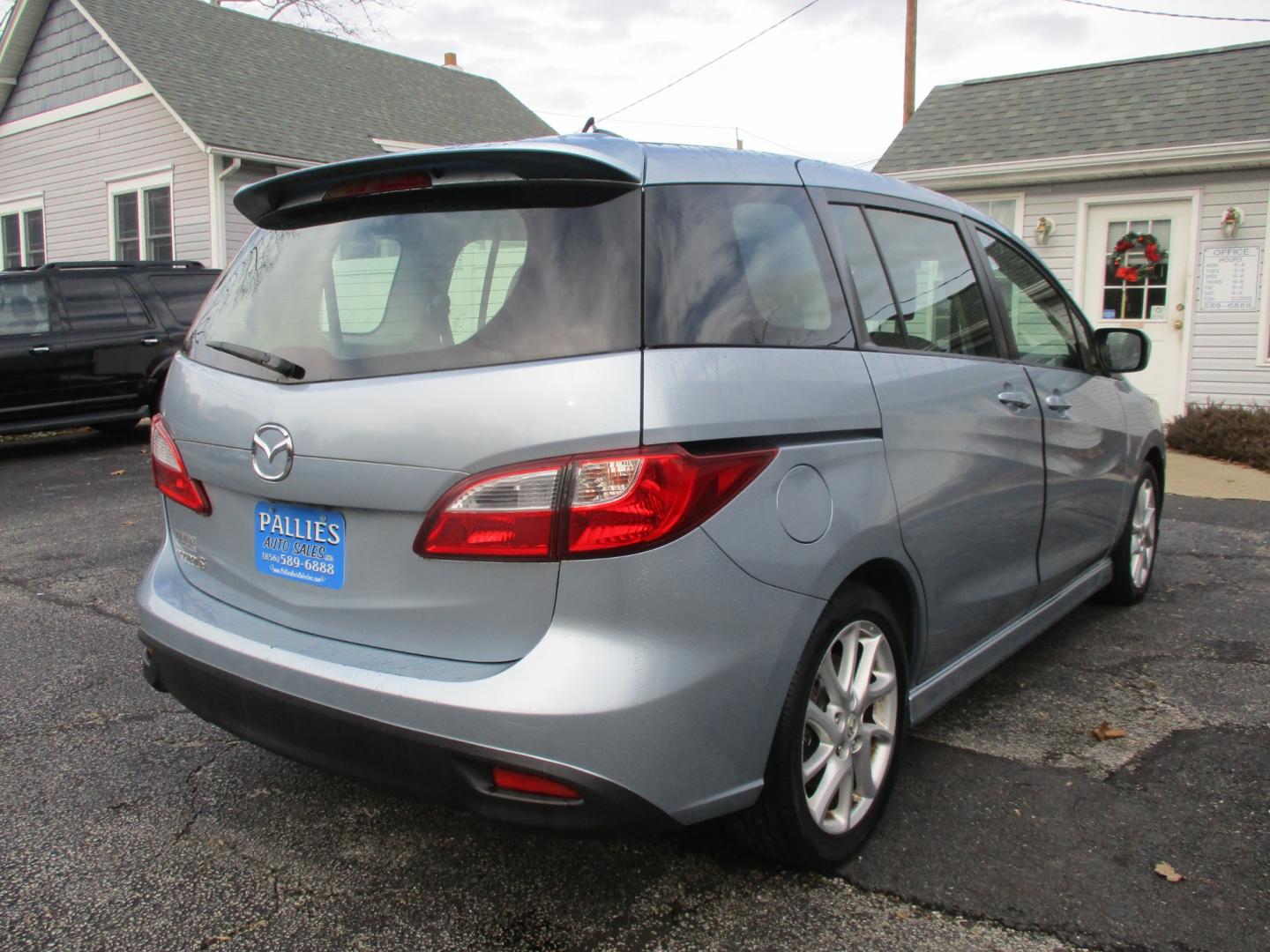 2011 Mazda MAZDA5 (JM1CW2DL7C0) , AUTOMATIC transmission, located at 540a Delsea Drive, Sewell, NJ, 08080, (856) 589-6888, 39.752560, -75.111206 - Photo#6